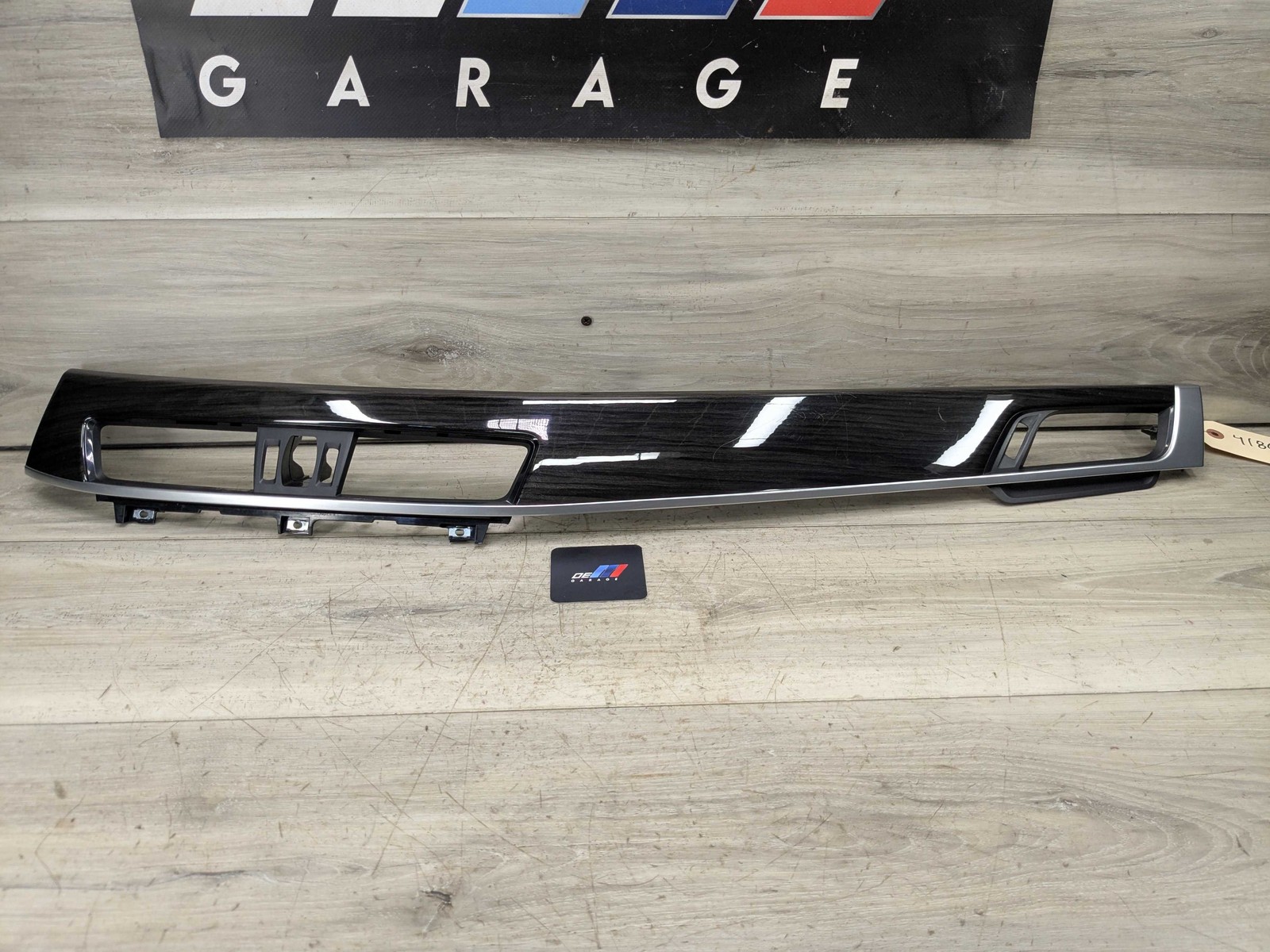 16-19 OEM BMW F48 X1 Center Dash Vent Trim Panel Wood