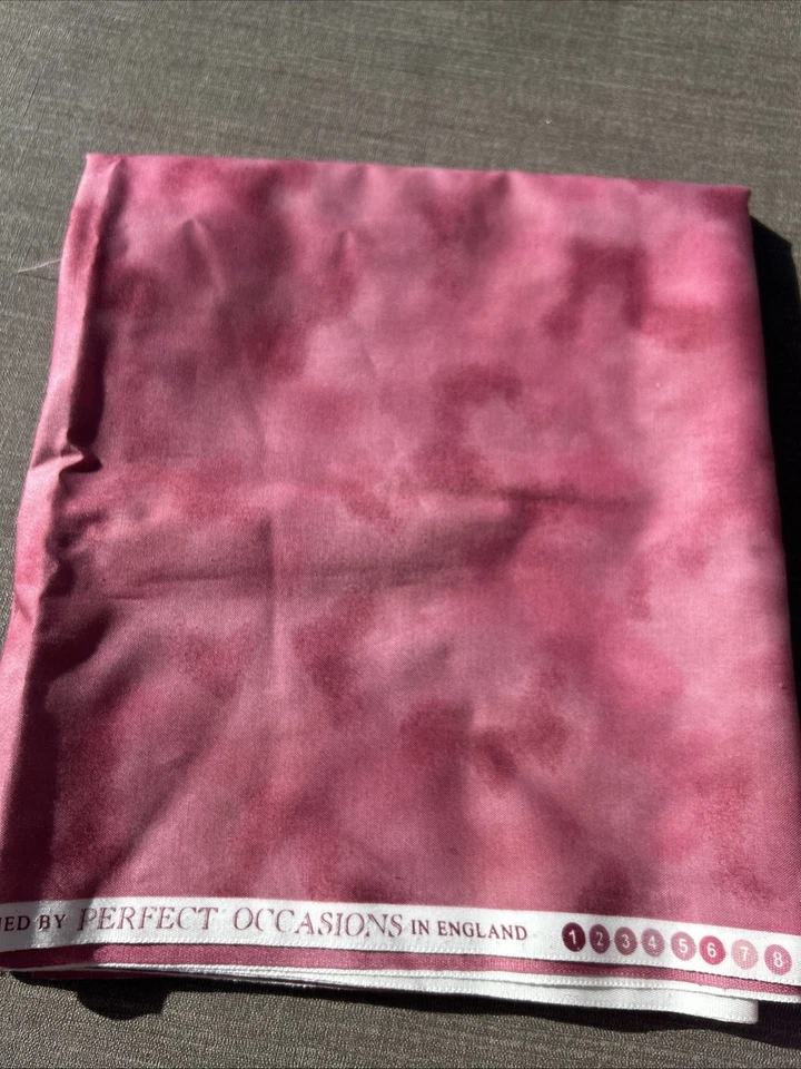 Mixed Lot Fabric Scraps 7pc Quilting Crafts Sewing Pinks Mauve Floral Swirl 2lb - Image 3 of 4