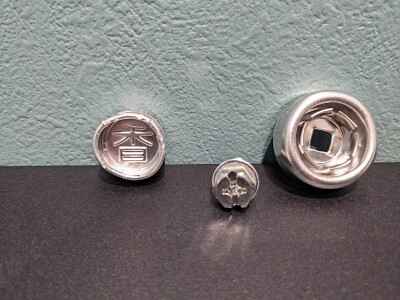 専用 s 500枚 まとめ売り JDM GENUINE JAPANESE REAR LICENSE BOLT SEAL COVER JAPAN TRD