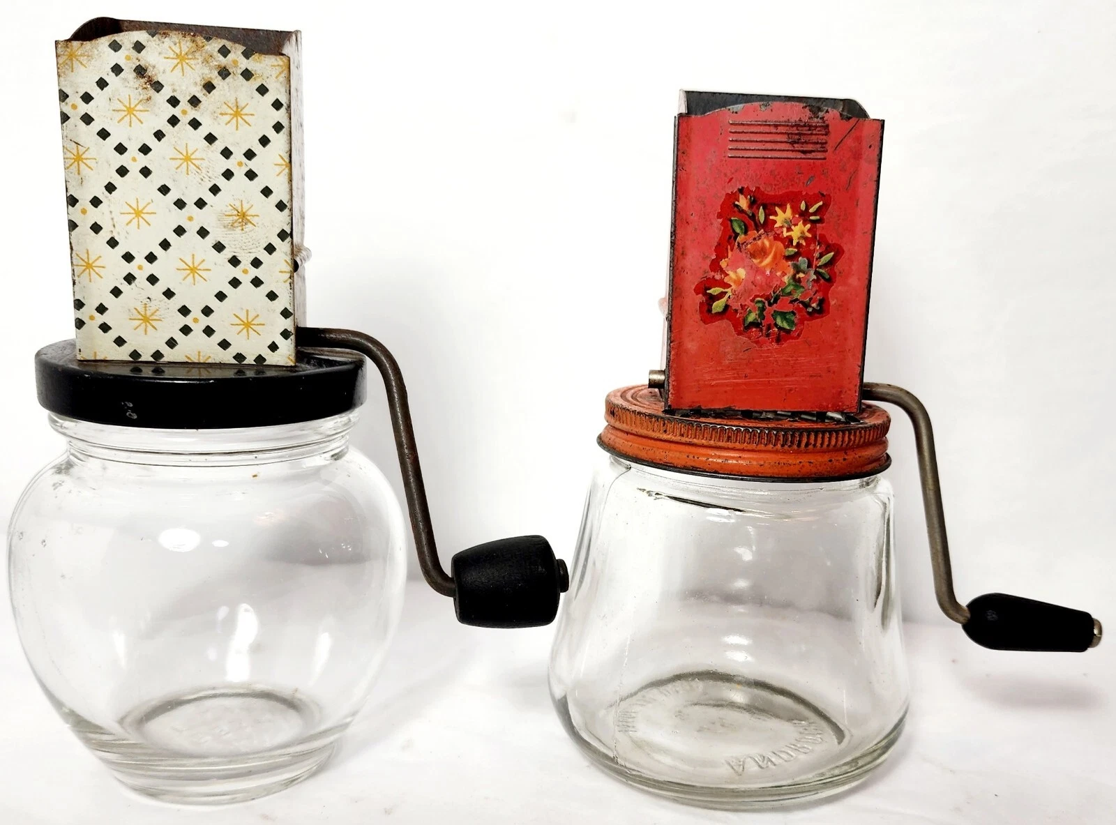 Vtg Androck & Atlas Rose /Nut Food Spice Grinder Starburst Design Wood Handle