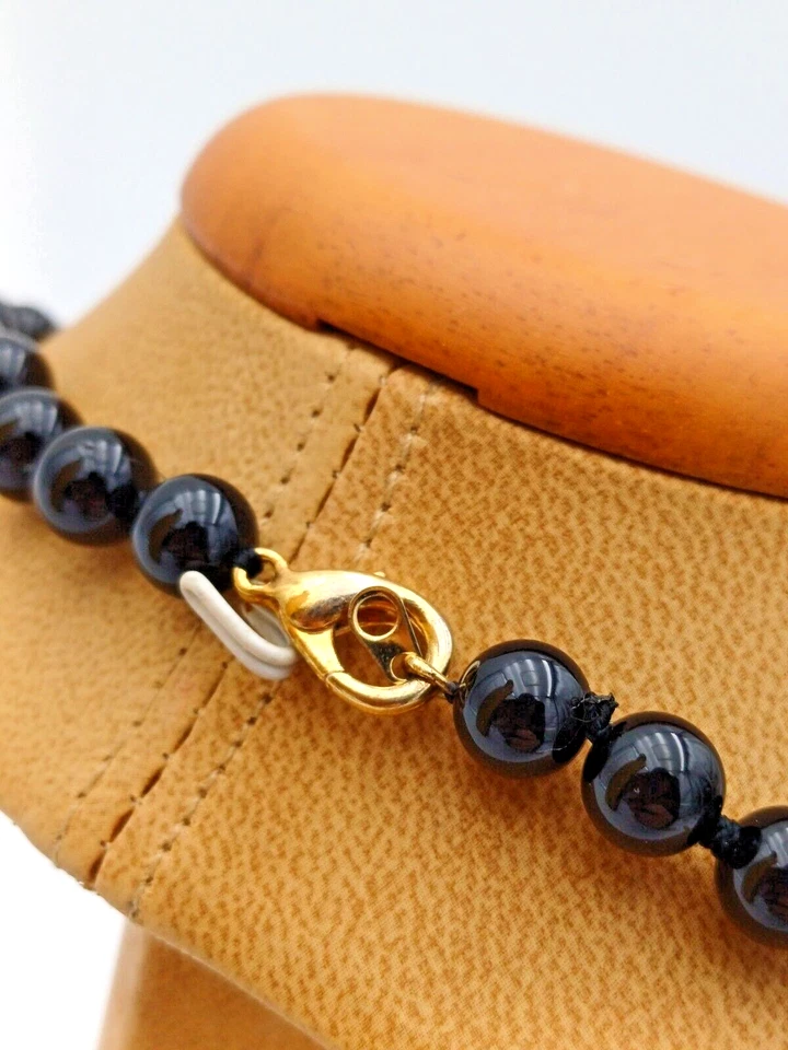 ONICE NERA , GIROCOLLO MINIMAL CON PERLE - Immagine 3 di 4