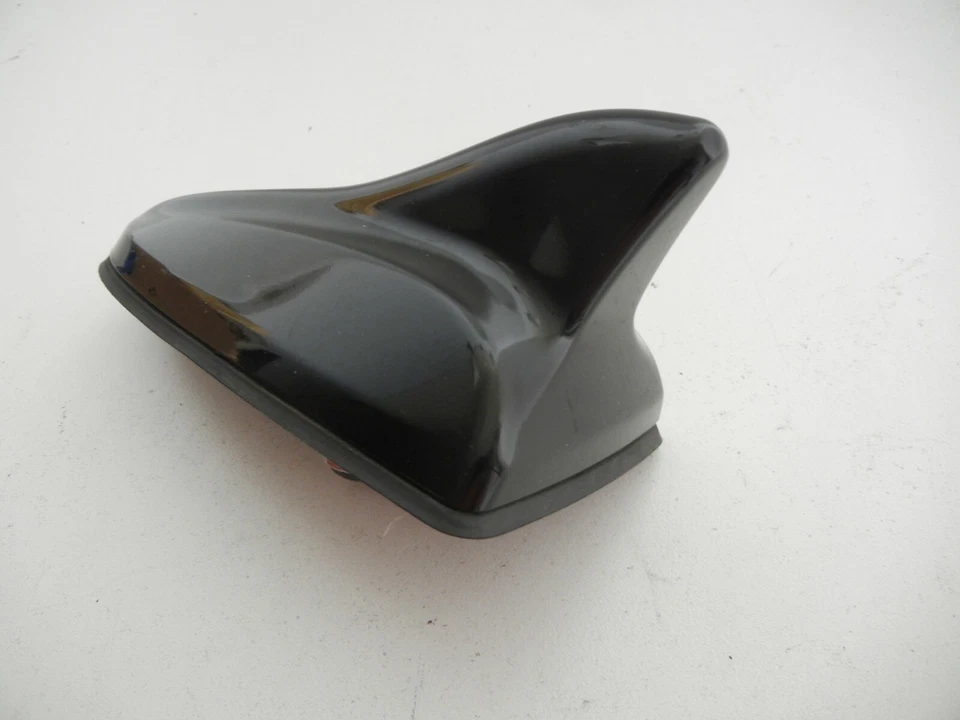 ANTENA ALETA TIBURÓN HYUNDAI GENESIS 2008-2014 NEGRA 96555-3M850VB2 OEM Foto 3 de 4