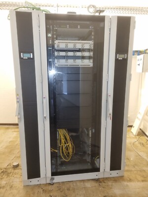 Rittal Netzwerkschrank Serverschrank Rack mit Kühlung/Klimaanlage