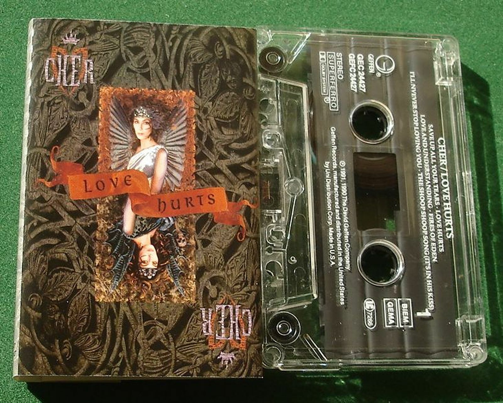 Cher Love Hurts inc The Shoop Shoop Song + Cassette Tape - TESTED