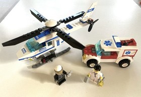 Lego City bundle. Sets: 7741 & 7902. Both Complete With Manuals. No Boxes.