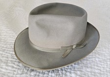 Vintage Royal Stetson Stratoliner approx 7 3/8