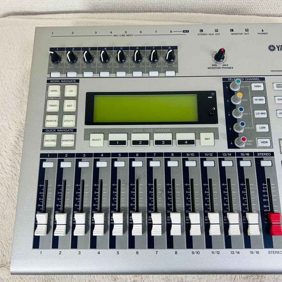 YAMAHA AW16G MTR 16-Track Multitrack Recorder Digital AW16GMTR Silver DTM Japan  - Image 2 of 4