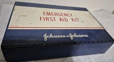 VINTAGE EMERGENCY FIRST AID KIT METAL BOX JOHNSON AND JOHNSON