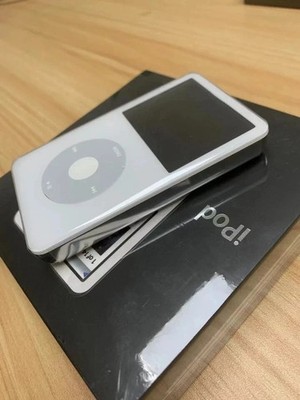 New iPod Classic 5th Gen 30GB 60GB 80GB 256GB All Colors Free
