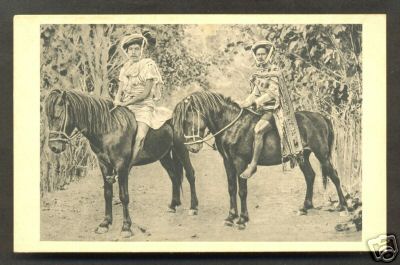 Soemba Sumba Men Costume Horse Steyl Mission Indonesia 1920s - Picture 1 of 1