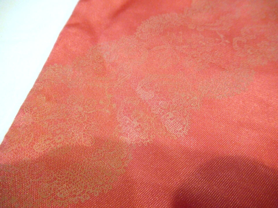 Schiaparelli pink satin lingerie case/handkerchief case, subtle lace pattern - Image 3 of 4
