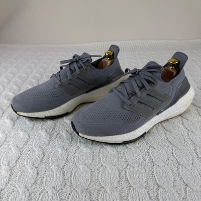 Adidas Ultra boost 21 mens size 9 Gray White Running Shoes Style ART FY0381