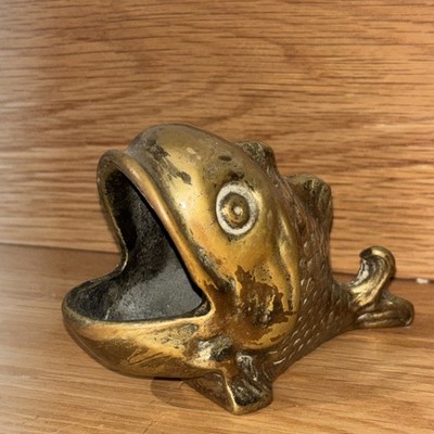 Vintage Messing Fisch Streichholz Stock Halter seltene Figur ausgefallen Unikat 