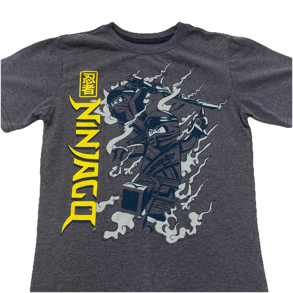 Camiseta Lego Ninjago Estampado Gráfico Azul Gris Manga Corta Jóvenes Niños ✅ Talla Mediana Foto 2 de 4