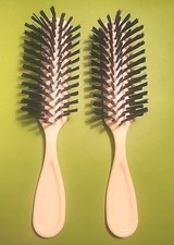 VTG New Unused Unbranded Hair Brushs Set Of 2 Nylon Bristles 7.5" Cream