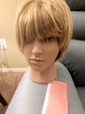 forever young Twiggy Razored Bob Wig