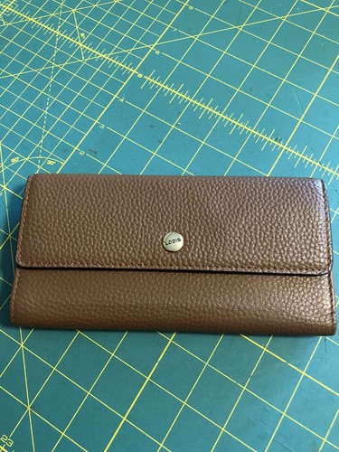LODIS RFID Kieselleder hellbraun schmale dreifach faltbare Geldbörse 7,45 x 3,75 x 0,5"