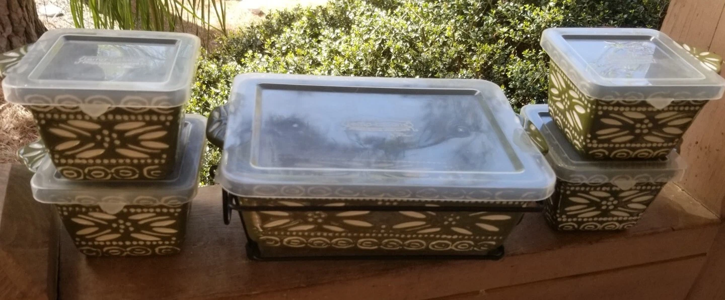 11pcs Temp-tations Carved Old World 1.5qt Loaf w/Wire Rack, (4) 10oz, (5) Lids
