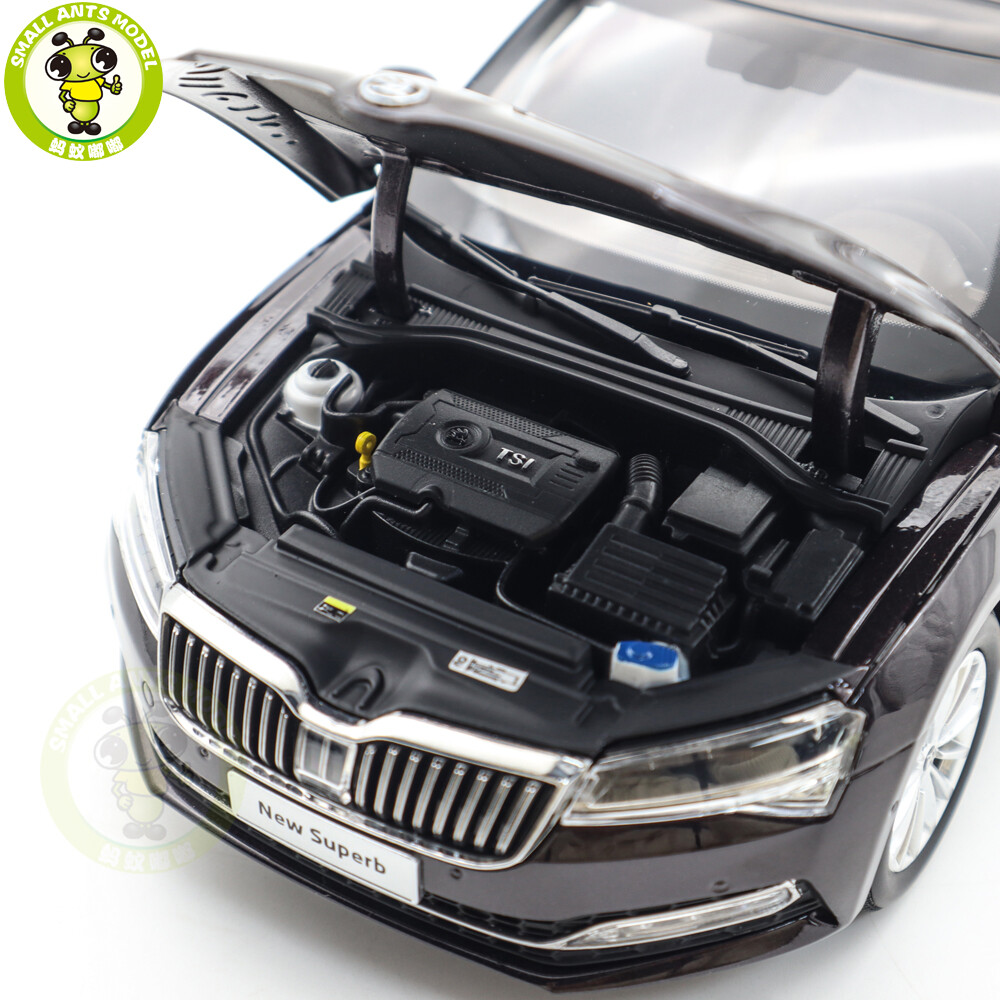 1/18 VW SKODA SuperB Purple Diecast Model Car Gifts For Friends