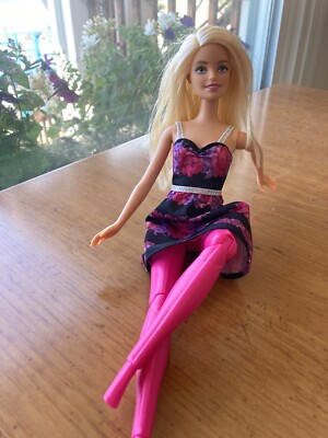 Barbie Bambola Barbie Vestito Rosa 2014 Mattel Barbie Doll With