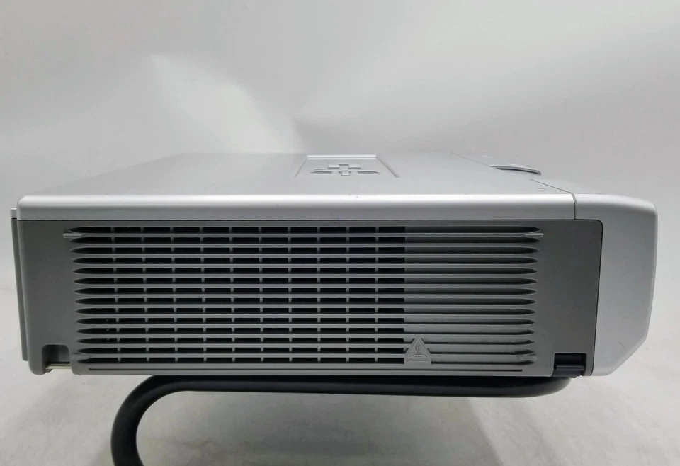 Sharp PG-D45X3D DLP Projector 4500 ANSI *1512 Lamp Hours* - Image 4 of 4