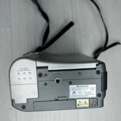 FUJIFILM Princam FinePix PR21 DIGITAL IN-PRINTER CAMERA 2.3 FUJIFILM Princam FinePix PR21 DIGITAL IN-PRINTER CAMERA 2.3