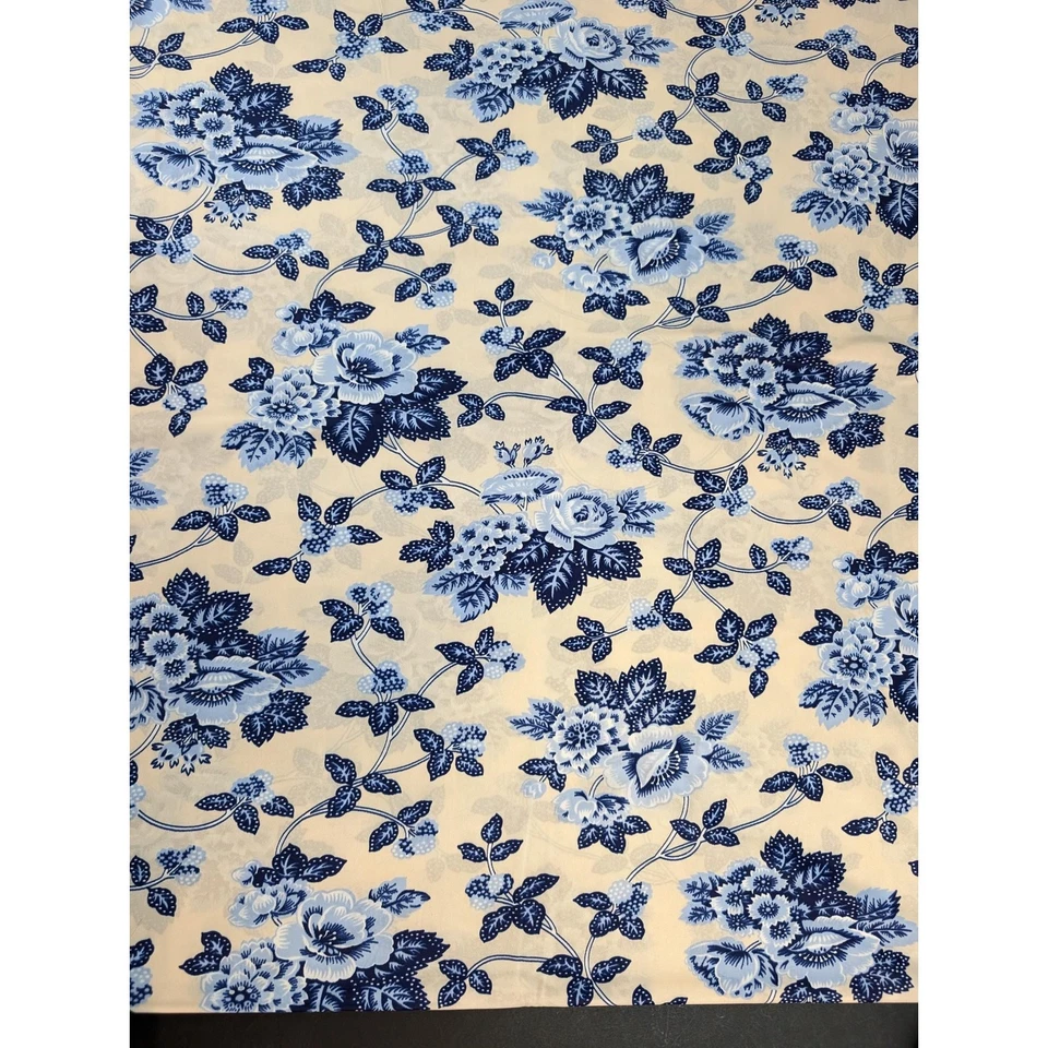 Vintage Sewing Material Fabric Blue Floral Chintz Print Off White Light Knit 4Yd - Image 3 of 4