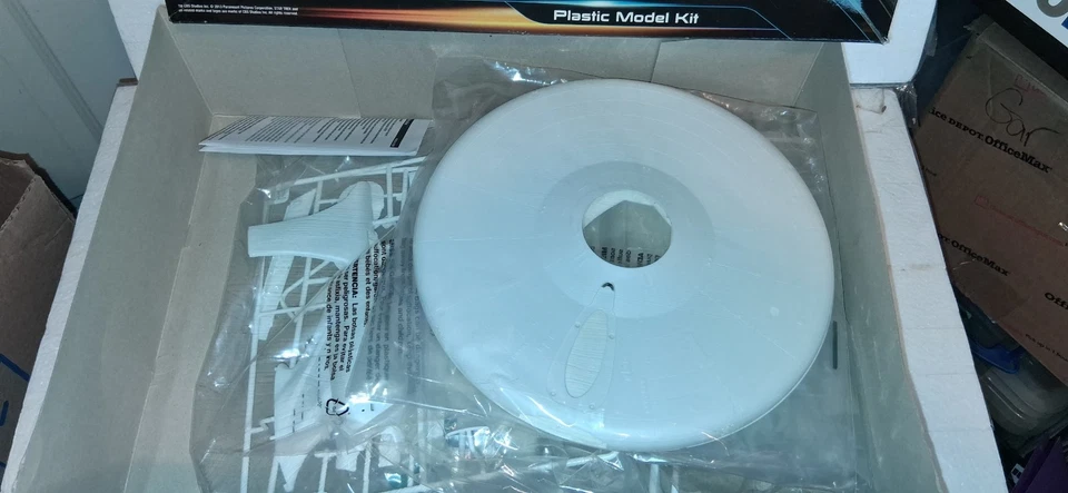 NIOB INCOMPLETO SIN INSTRUCCIONES/INICIADO REVELL 04882 1/500 MODELO EMPRESARIAL ENVÍO Foto 4 de 4