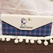 Snoopy Studios Check Glasses Case Plastic 2005 Used