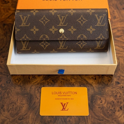 Louis Vuitton Sarah Monogram Long Wallet   Brown For Women  Fast / Free Shipping