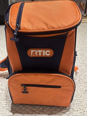 NEW RTIC 15 Can Insulated Cooler Pockets Lightweight Backpack Chicago Bears