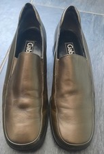 GABOR LADIES PATENT LEATHER FLAT SHOES UK SIZE 6.