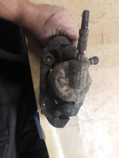 Etrier de frein Ford COURRIER