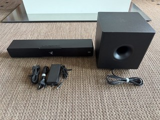 Razer Leviathan V2 Gaming Soundbar Subwoofer 2.1 Surround BT USB RGB für PC