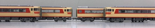 Micro Ace #8000_050324 Meitetsu Series 8000 DMU (N scale 1/150 9mm) - Picture 3 of 5