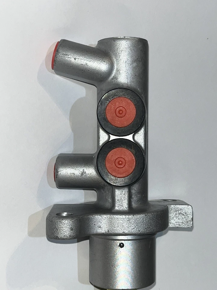 Cilindro maestro freno temprano BMW E46 99-00 323i 328i Foto 2 de 3