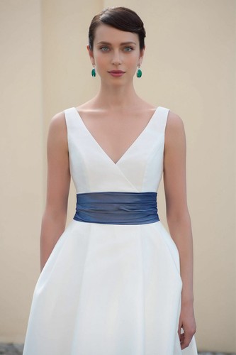 Klassisches Satin Brautkleid Blau Schleife Maßanfertigung Gr.32-48 Standesamt - Bild 3 von 8