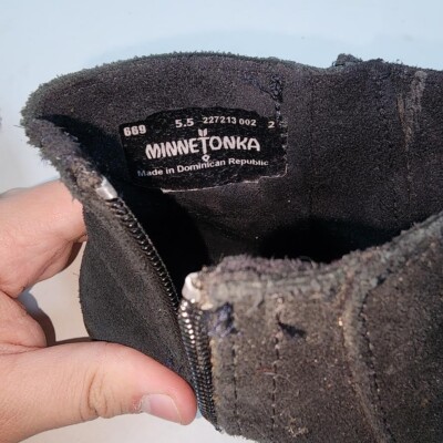 Minnetonka 669 Suede Leather Moccasin Fringed Shoes Womens Size