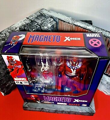 2021 Medicom Toy Mafex- X-Men - MAGNETO (Comic Ver.) Figure 2021 Medicom Toy Mafex- X-Men - MAGNETO (Comic Ver.) Figure