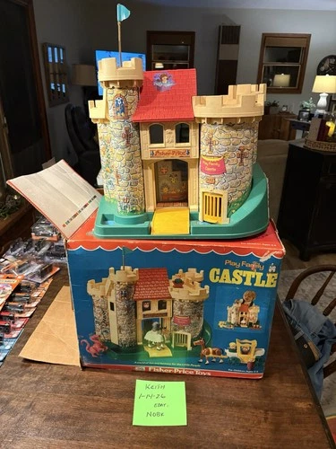 fisher price little people castle 1974 With Original Box Vintage
