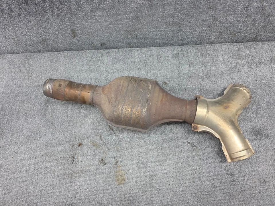 LEXUS LS430 2003-2006 OEM COLECTOR DE ESCAPE DELANTERO TUBO Y SILENCIADOR CONVERTIDOR Foto 2 de 4