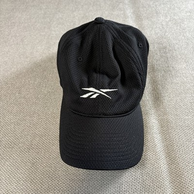 Reebok Fitted Hat Black L/XL Embroidered Flexfit Breathable 6 Panel Polyester