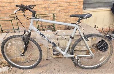 Gary Fisher Tassajara Mountain Bike Silver 26in Aluminum Front Suspension