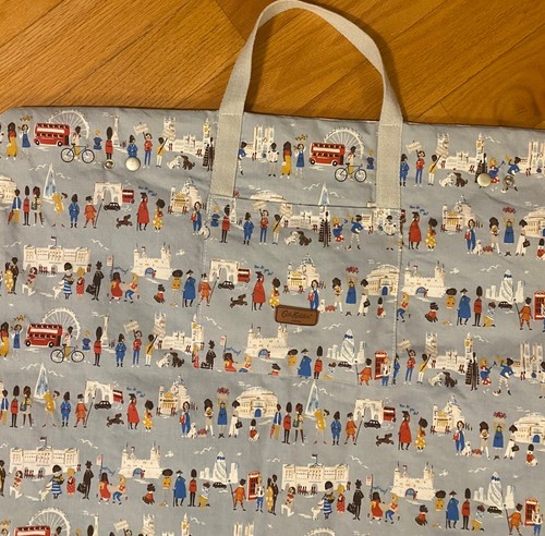 Cath Kidston Dog Pet Travel Blanket Foldable Snaps Machine Washable