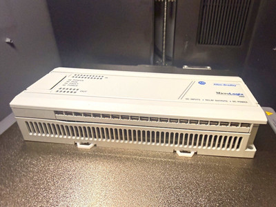 Allen-Bradley MicroLogix 1000 SPS Prozessormodul 1761-L32BWB. New-old stock.