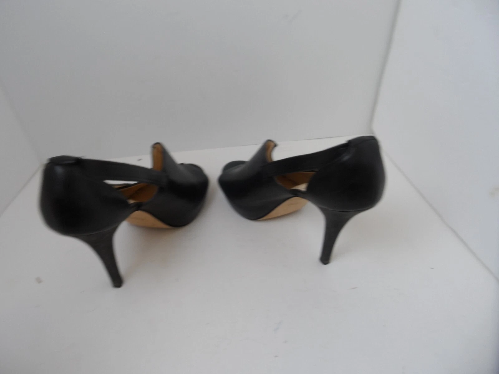 Scarpe eleganti da donna Coach Ashton in pelle nera con punta aperta e tacco alto taglia 9 5B