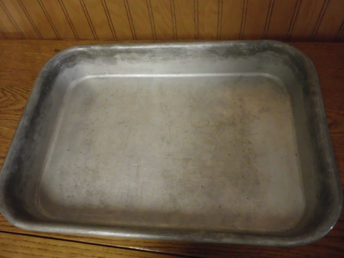 VTG MIRRO M-5475 14 X 10 X Rolled edge aluminum baking roasting