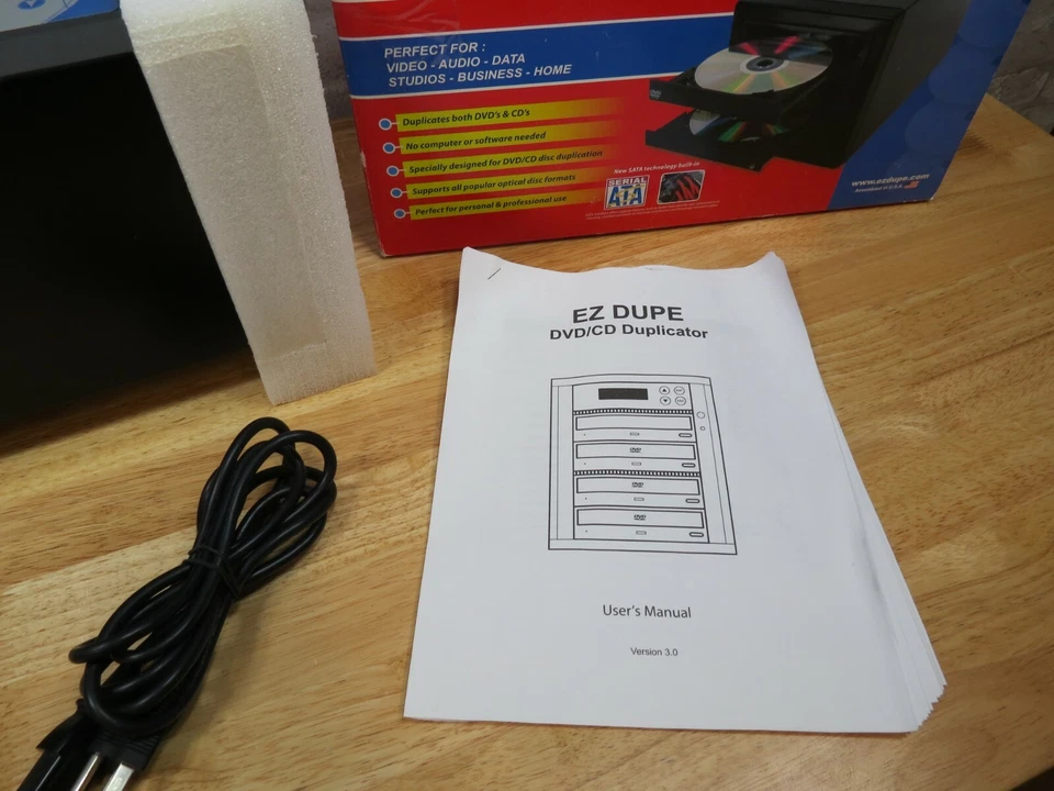 EZ DUPE CD & DVD Duplicator with 3 record disk drives and one Master drive - Image 3 of 4