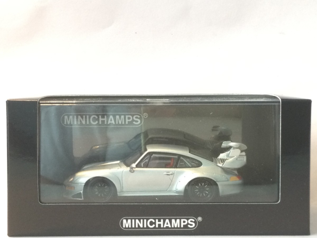 MINICHAMPS 1:43 Porsche 911 GT2 Evo Road Version 1995 Silver