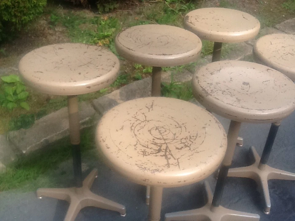 6 Vtg Adjusto Equiptment Co Adjustable - 18" To 27 1/2" - 13" Seats. - Image 3 of 4